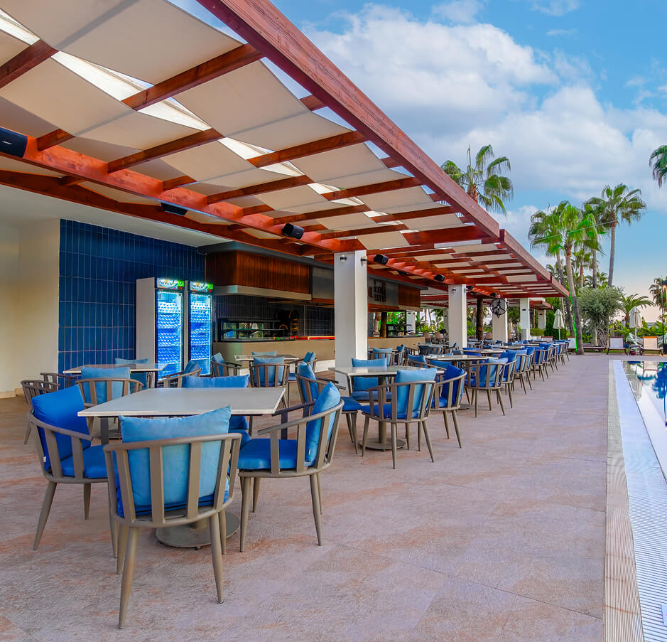 Pool Kitchen